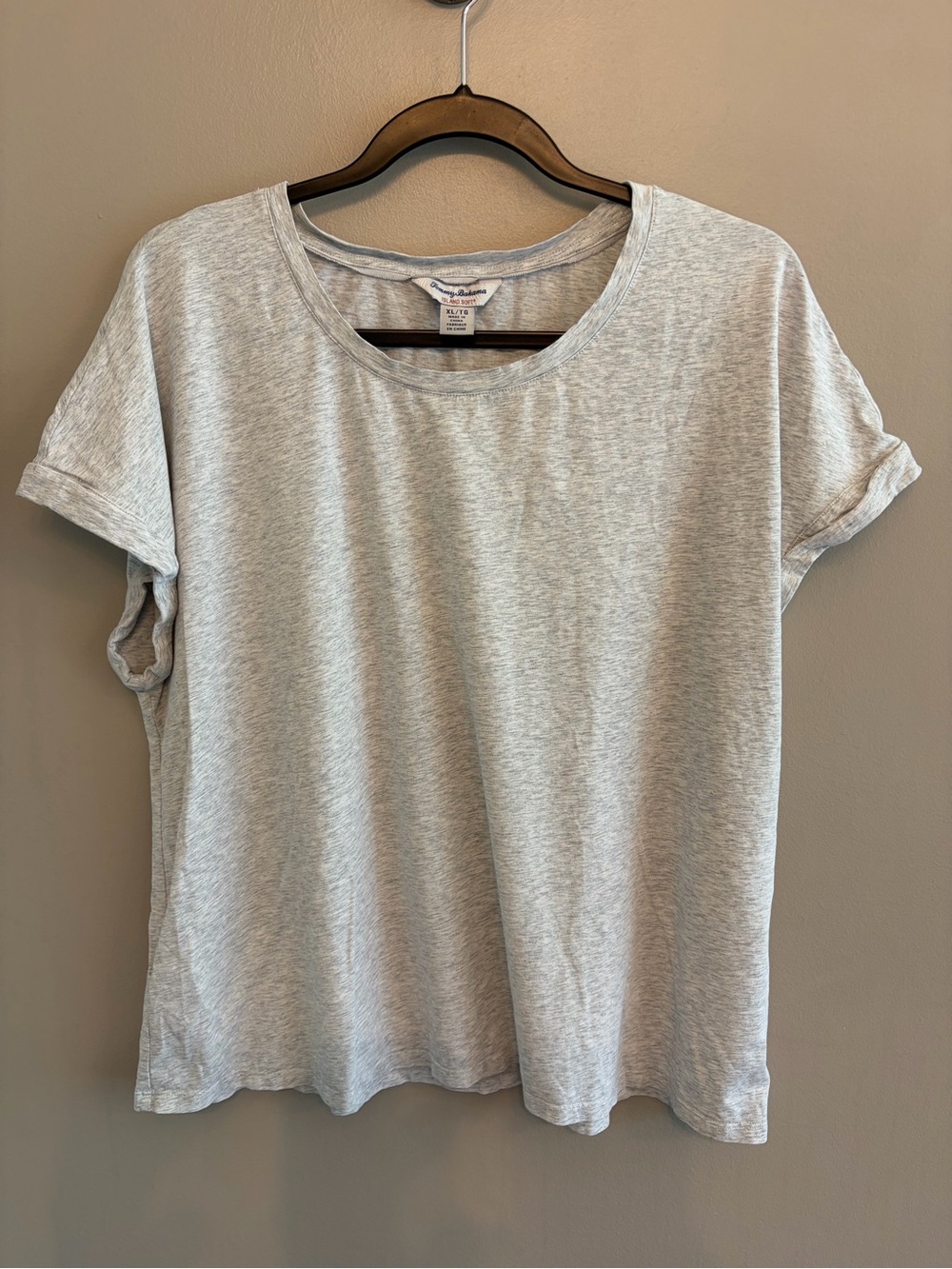 Tommy Bahama Island Soft light grey short sleeved tee size XL cotton modal blend